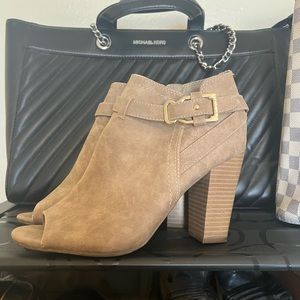 G by GUESS ankle boots